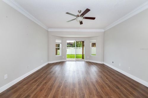 1526 Amaryllis Cir, Orlando FL  32825-7433 exterior