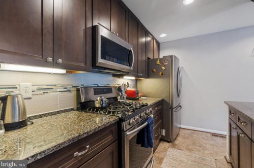 732 11 St, Washington DC 20010-2405 exterior