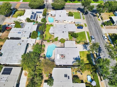 511 Rosslynn Ave, Fullerton CA  92832-2725 exterior