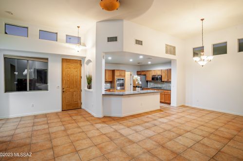 8154 Painted Feather Dr, Tucson AZ  85743-7418 exterior