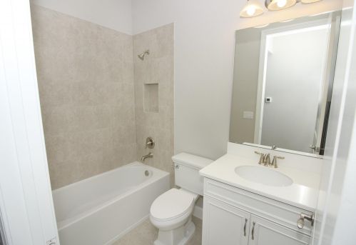 9513 Royal Poinciana Dr, Fort Pierce FL 34987-2514 exterior