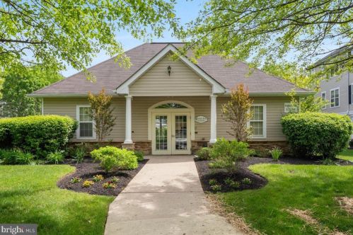 103 Kyle Ct, Trenton NJ 08690-1405 exterior