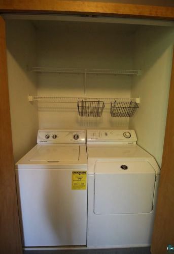 3610 Superior St, Duluth MN 55804-2047 exterior