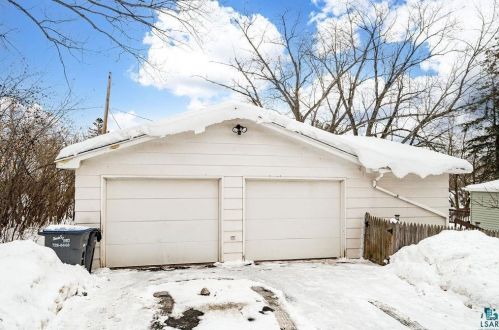 5817 Huntington St, Duluth, MN 55807-1247