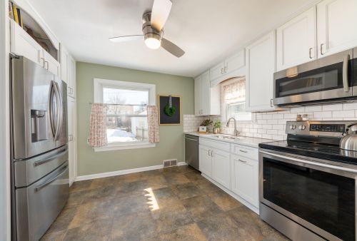 2408 89, Milwaukee WI 53227-4524 exterior