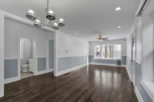 8232 Ridgeland Ave, Chicago IL  60617-1744 exterior