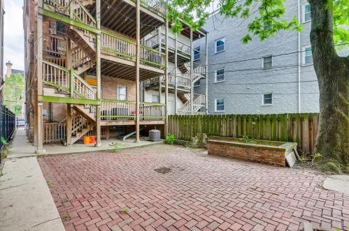 628 Schubert Ave, Chicago IL  60614-1598 exterior