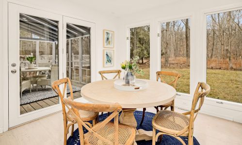 7481 Bch Dr, Milwaukee WI 53217-3664 exterior