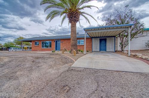 892 Glenn St, Tucson AZ  85705-4120 exterior