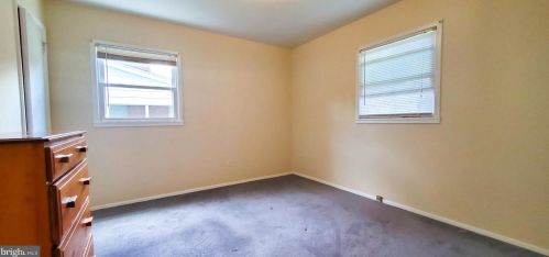 905 1st St, Rockville MD 20850-1444 exterior