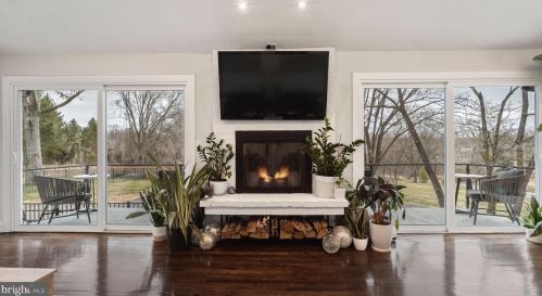 14600 Fairacres Rd, Silver Spring MD  20905-4432 exterior