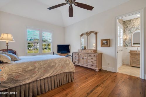 6 Raintree Ln, Bluffton SC 29909-5102 exterior