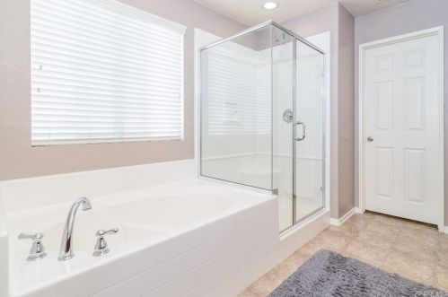 27401 Anselmo Way, Temecula CA 92591-4420 exterior