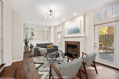 2701 Janssen Ave, Chicago IL 60657-1323 exterior