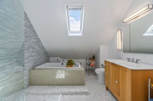 2515 Lyndale St, Chicago IL 60647-3112 exterior