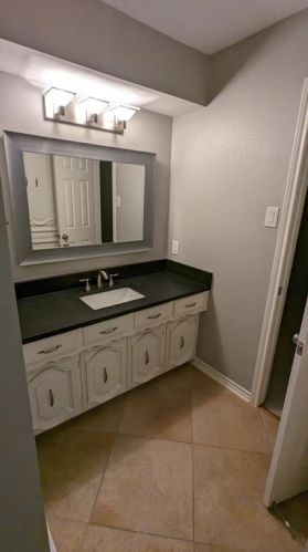 7010 Claybrook Dr, Dallas TX  75231-5600 exterior