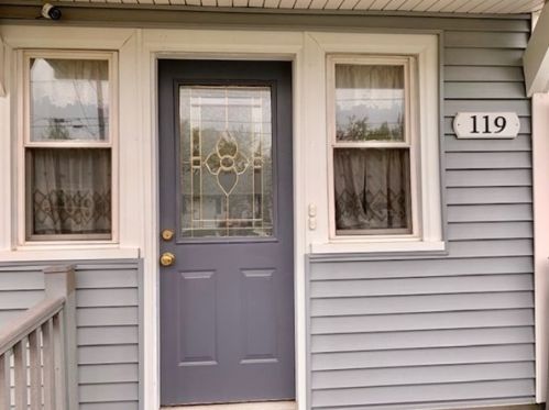119 Shepherd St, Chicopee MA 01013-2033 exterior