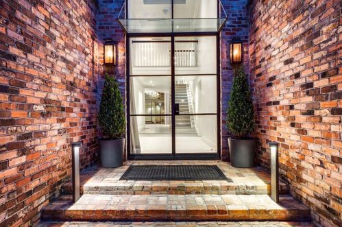 4671 Christopher Pl, Dallas TX  75204-1610 exterior