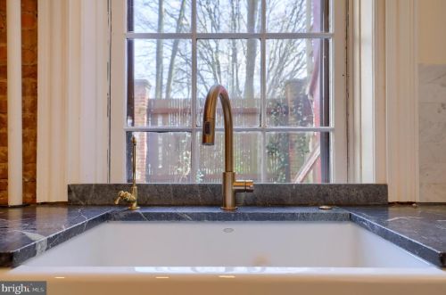 111 Lime St, Lancaster PA 17602-3638 exterior