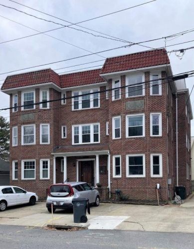 127 Irving Ave, Providence RI  02906-4544 exterior