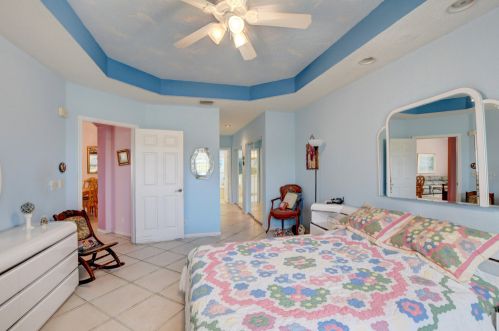 12708 Coral Lk Dr, Boynton Beach FL 33437-4142 exterior