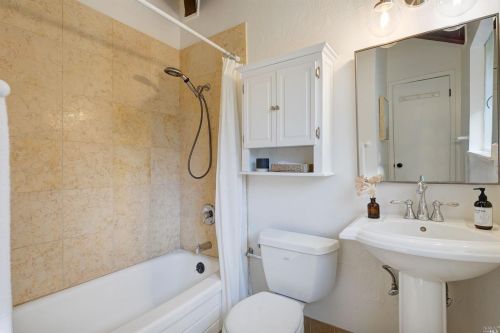 303 Dawn Ct, Mill Valley CA exterior