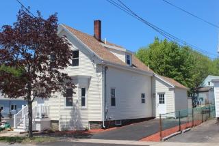47 Warren St, Peabody, MA 01960-4253