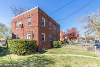 818 Delafield St, Washington DC  20017-3913 exterior