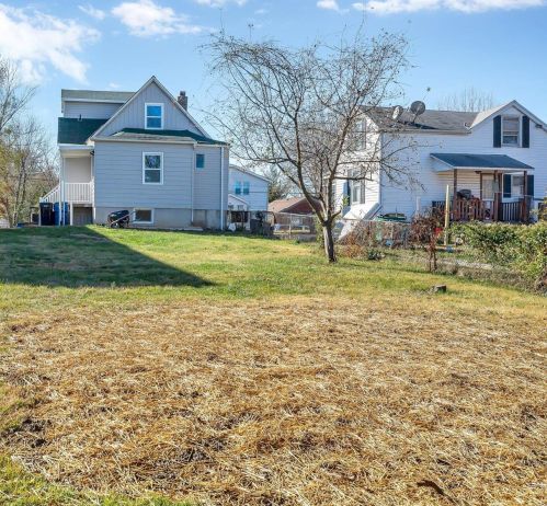 325 Hoffmeister Ave, Saint Louis MO 63125-1608 exterior