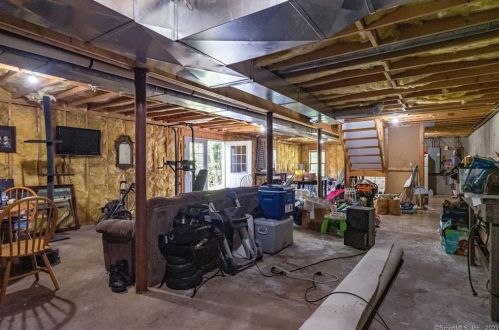 45 Running Brk Dr, Deep River CT 06419 exterior