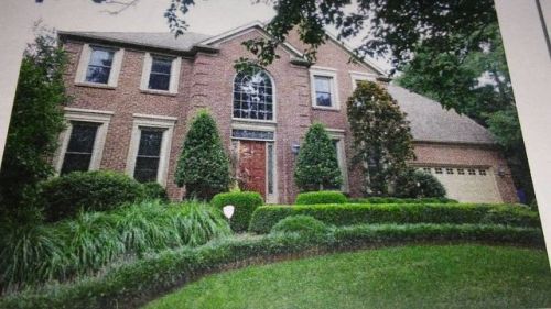 1041 Andover Forest Dr, Lexington, KY 40509-2003