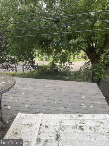 503 Norris St, Chester PA 19013-3320 exterior