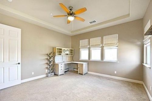 2110 Fenceline Dr, Folsom CA exterior