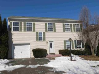 3 Congress Ct, Poughkeepsie NY  12603-4418 exterior