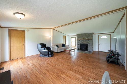 9913 Button Rd, Belding MI  48809-9720 exterior