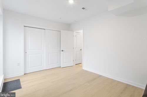 1950 8th St, Philadelphia PA 19122-2023 exterior