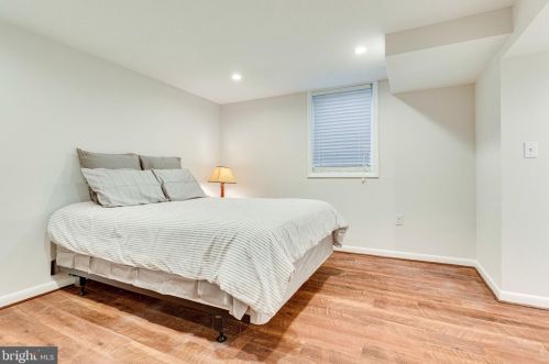 6002 Kings Hwy, Alexandria VA 22303-2219 exterior