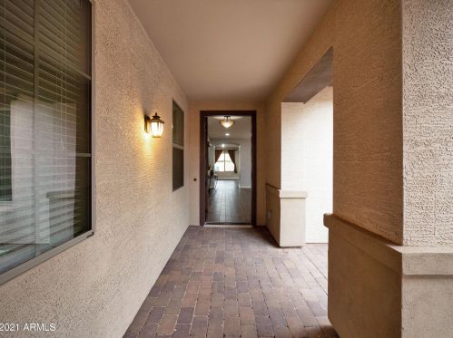 73 Crescent Way, Chandler AZ  85248-5150 exterior