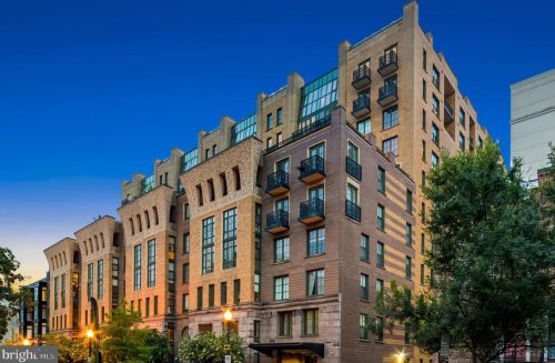 910 M St, Washington DC  20001-6313 exterior