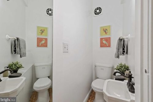 2731 Dumbarton St, Washington DC 20007-3336 exterior