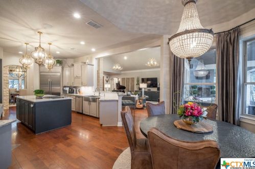 2763 Frontier, Spring Branch TX 78070-5949 exterior