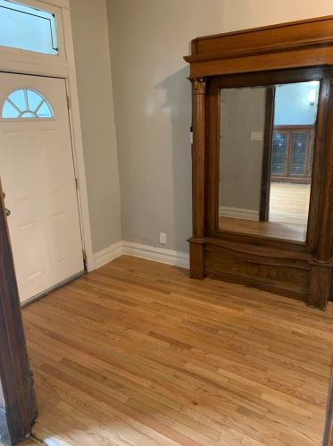 1811 Harding Ave, Chicago IL  60647-4613 exterior