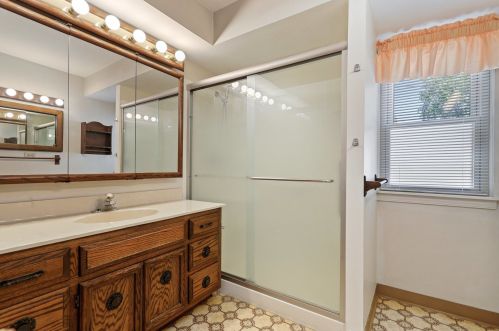 1106 Pr Ave, Joliet IL 60435-6022 exterior