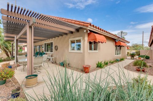 10605 Minnesota Ave, Chandler AZ 85248-6490 exterior