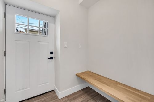 3025 Spaulding Ave, Chicago IL 60618-6808 exterior