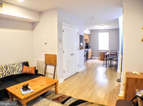 223 Girard Ave, Philadelphia PA 19130-1420 exterior