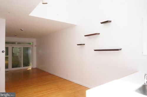 618 Kater St, Philadelphia PA 19147-1817 exterior