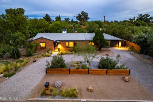 4122 Holmes St, Tucson AZ 85710-3149 exterior