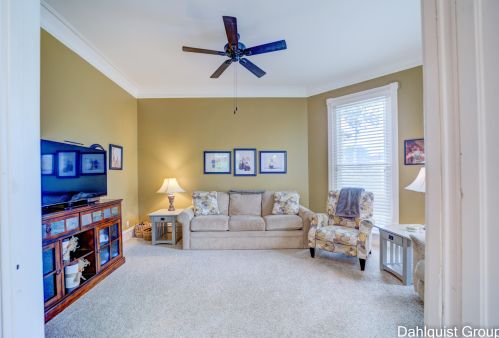 523 Clay Ave, Meskegon MI 49440-1002 exterior