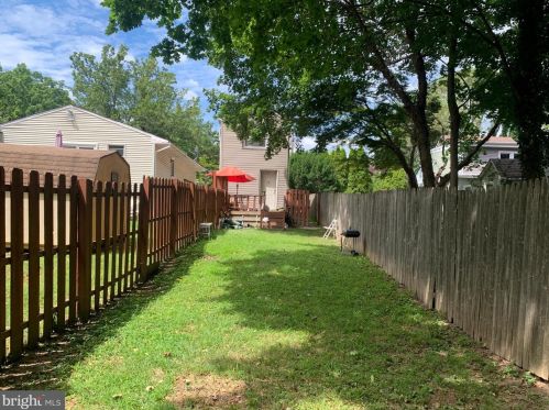 711 Forrest Ave, Media PA 19063-4104 exterior